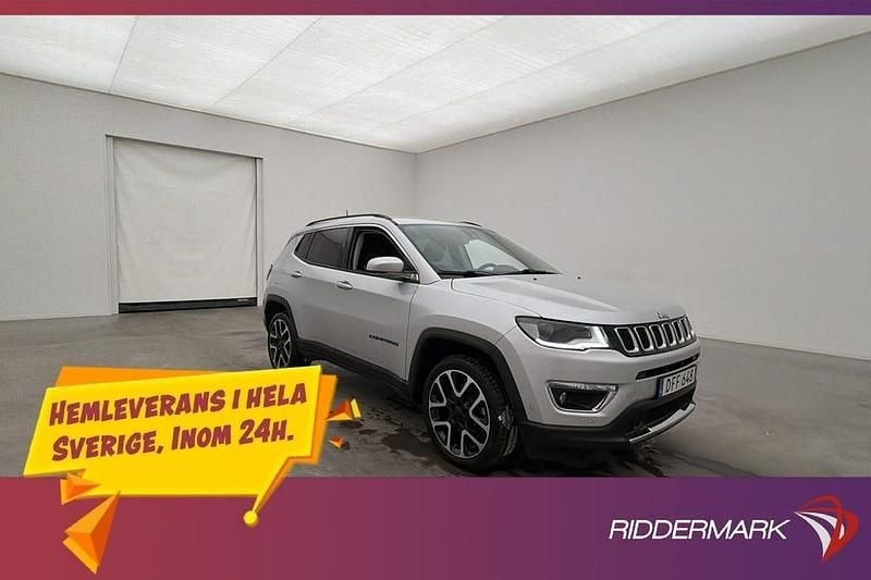 Grå Begagnad 2020 Jeep Compass SUV | 218 900 kr (Bra pris) - Bild 1/3