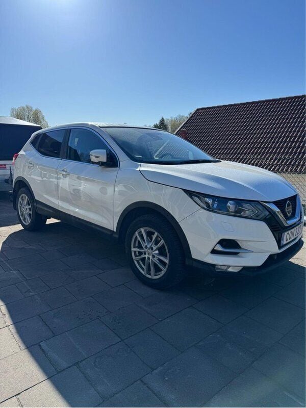 Vit Begagnad 2019 Nissan Qashqai SUV | 155 000 kr (Bra pris) - Bild 1/4
