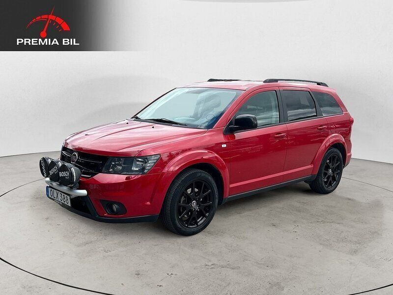 Röd Begagnad 2013 Fiat Freemont SUV | 104 900 kr (Marknadspris) - Bild 1/4