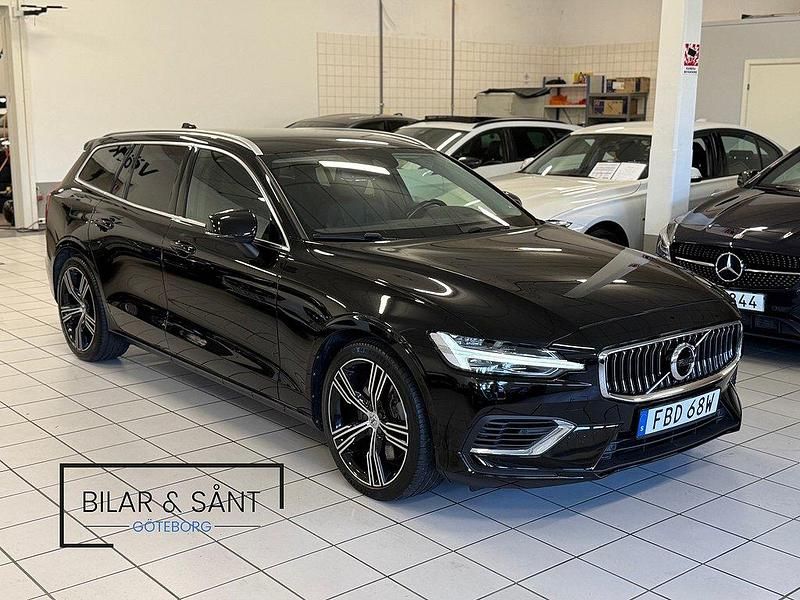 Svart Begagnad 2021 Volvo V60 Inscription Kombi | 349 900 kr (Marknadspris) - Bild 1/4