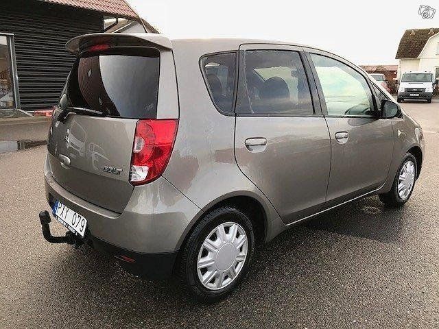 Mitsubishi colt z30