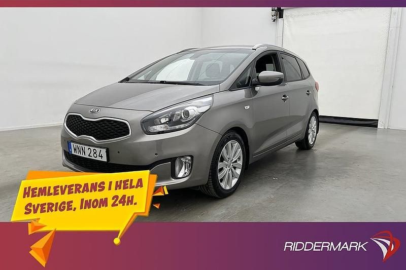 Grå Begagnad 2016 Kia Carens Minibuss | 154 800 kr (Marknadspris) - Bild 1/3