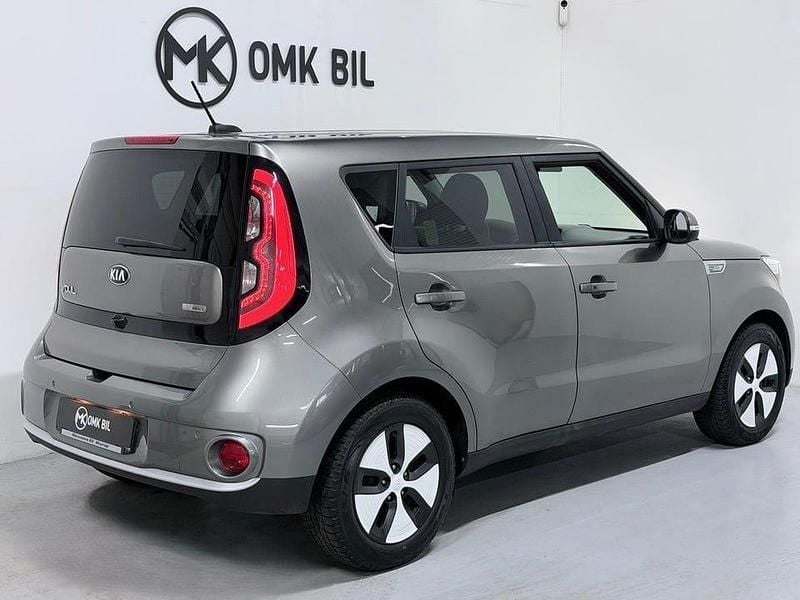 Begagnad Kia Soul EV 80 kW (110 HK) 2019 Grå SUV