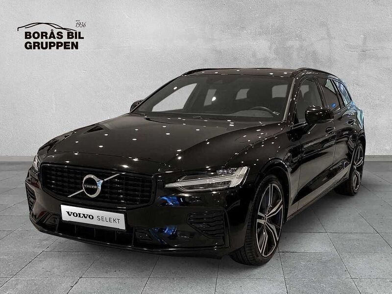 Svart Begagnad 2022 Volvo V60 R-Design Kombi | 369 000 kr (Marknadspris) - Bild 1/4