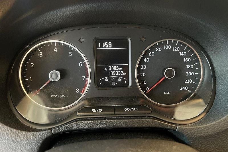 Begagnad VW Polo 2014 Blå