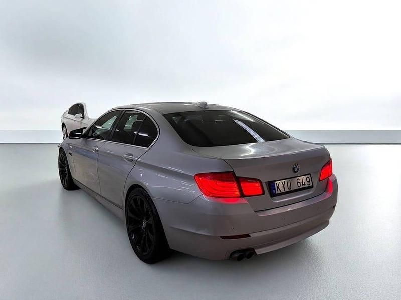 Begagnad BMW 520 184 HK (135 kW) 2011 Grå Sedan