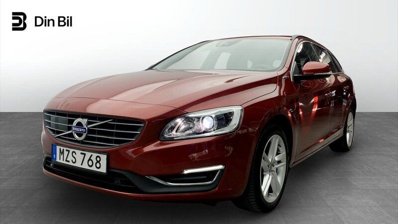 Röd Begagnad 2016 Volvo V60 Momentum Kombi | 189 900 kr (Marknadspris) - Bild 1/2