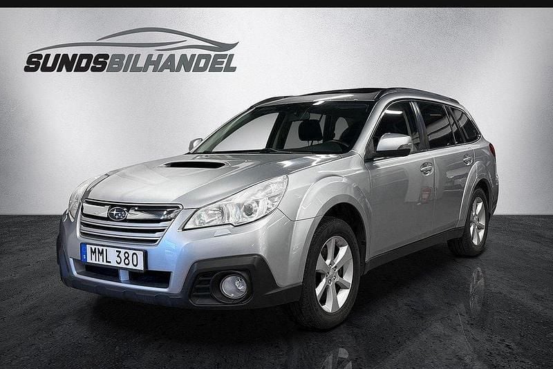 Silver Begagnad 2013 Subaru Outback SUV | 99 900 kr (Marknadspris) - Bild 1/4