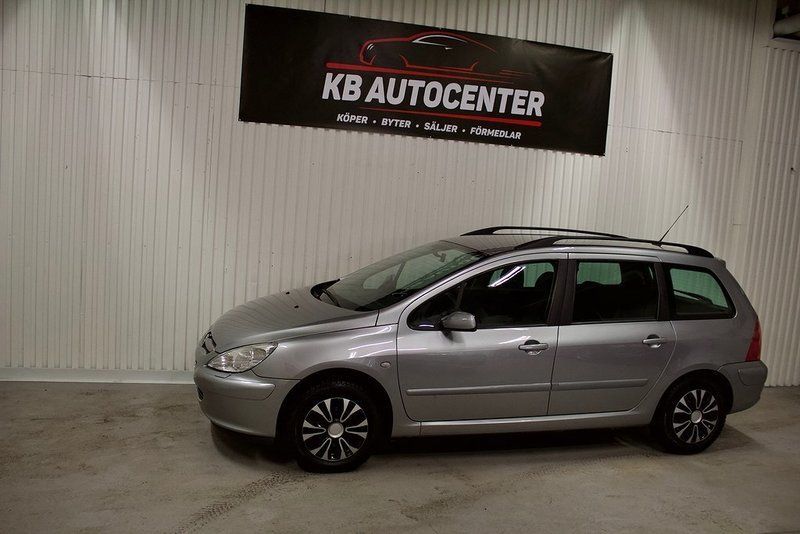 Begagnad Peugeot 307 109 HK (80 kW) 2005 Ljusgrå (grå) Kombi