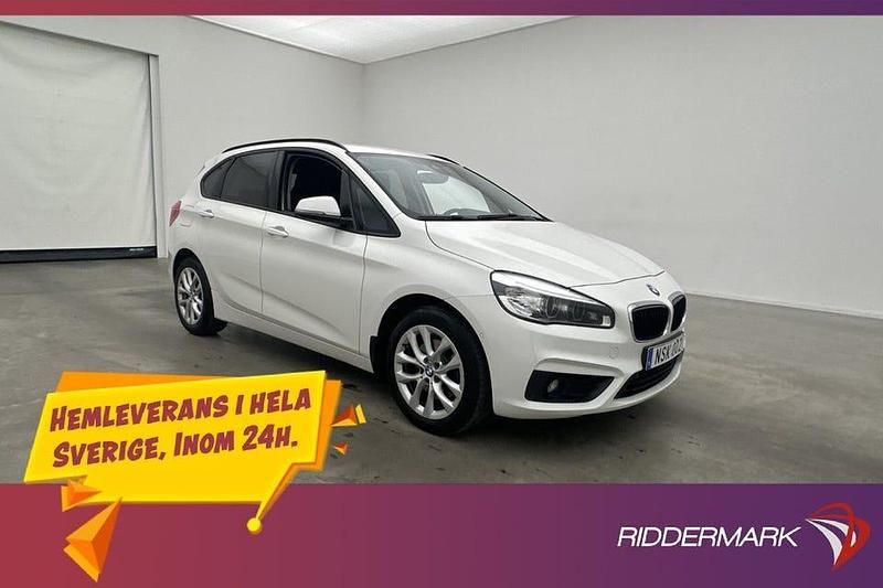 Vit Begagnad 2015 BMW 218 Active Tourer Advantage Minibuss | 134 800 kr (Marknadspris) - Bild 1/3