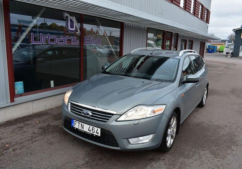Grå Begagnad 2007 Ford Mondeo Ghia Kombi | 39 900 kr (Dyr) - Bild 1/4
