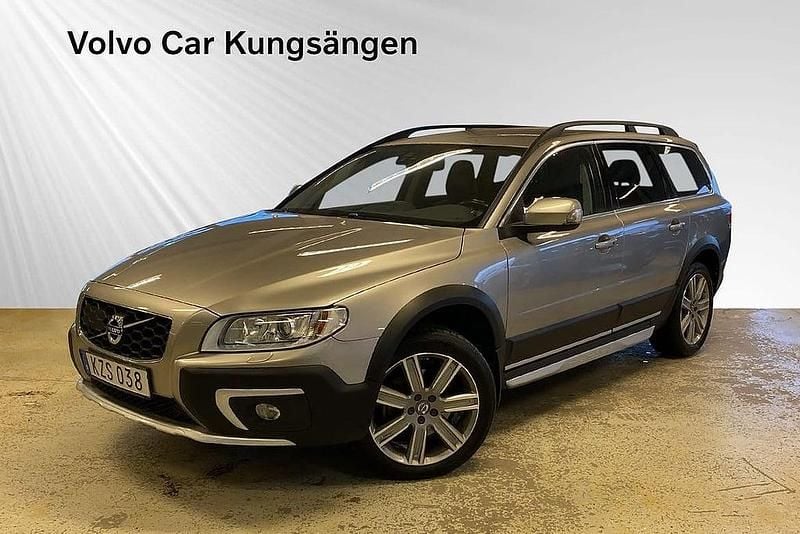 Brun Begagnad 2015 Volvo XC70 Standard SUV | 229 800 kr (Marknadspris) - Bild 1/3