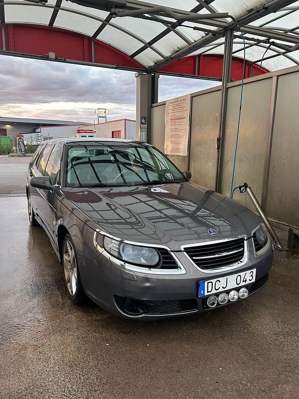 Begagnad 2007 Saab 9-5 Kombi | 23 900 kr (Lite dyr) - Bild 1/3