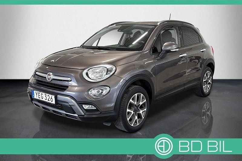 Brun (brunmetallic) Begagnad 2016 Fiat 500X SUV | 163 900 kr - Bild 1/3
