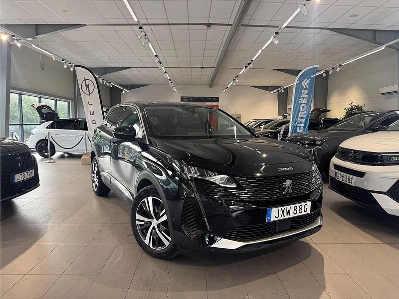 Svart Begagnad 2022 Peugeot 3008 Allure SUV | 229 900 kr (Marknadspris) - Bild 1/4