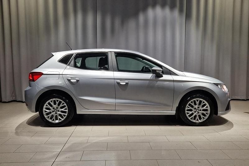 Begagnad Seat Ibiza Style 116 HK (85 kW) 2019 Silver Halvkombi