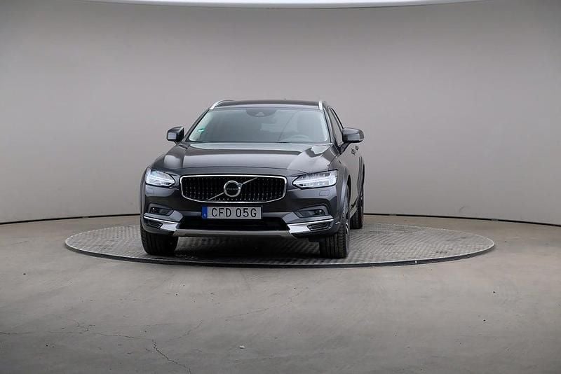 Begagnad Volvo V90 CC 197 HK (144 kW) 2021 Platinum grey (metallic) Kombi