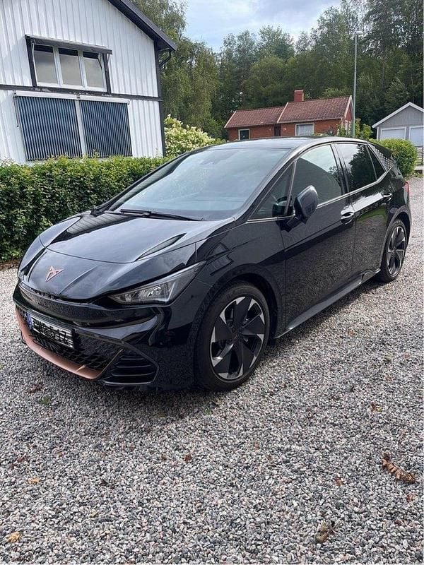 Svart Begagnad 2025 Cupra Born e-Boost Halvkombi | 485 900 kr - Bild 1/1