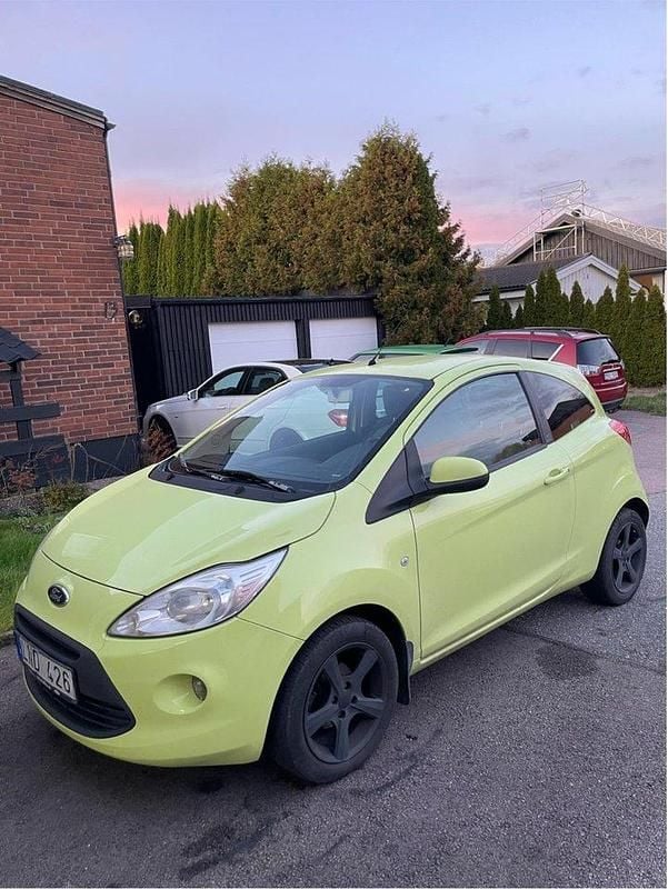 Grön Begagnad 2010 Ford Ka Halvkombi | 17 000 kr (Bra pris) - Bild 1/4