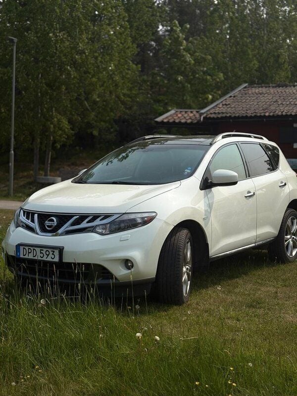 Vit Begagnad 2015 Nissan Murano Tekna SUV | 129 000 kr (Dyr) - Bild 1/4