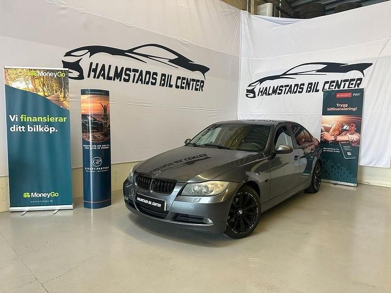 Grå Begagnad 2006 BMW 320 Advantage Sedan | 47 900 kr (Marknadspris) - Bild 1/4