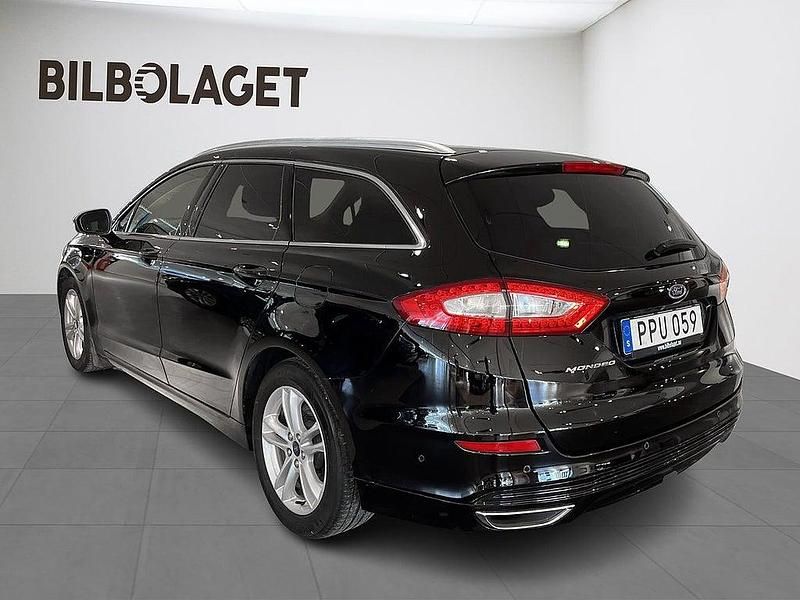 Begagnad Ford Mondeo Business Edition 179 HK (131 kW) 2016 Svart Kombi