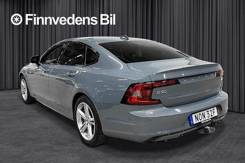 Begagnad Volvo S90 Plus 463 HK (340 kW) 2023 Grå Sedan