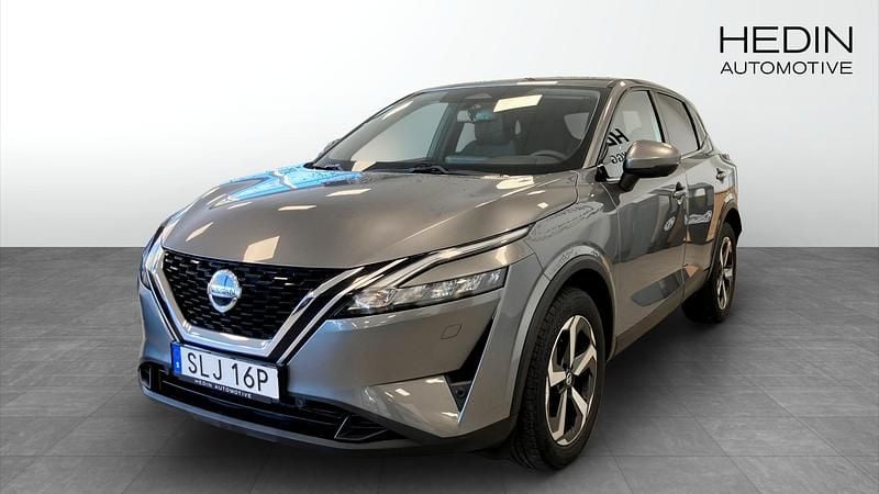 Svart Begagnad 2022 Nissan Qashqai N-Connecta SUV | 229 900 kr (Marknadspris) - Bild 1/4