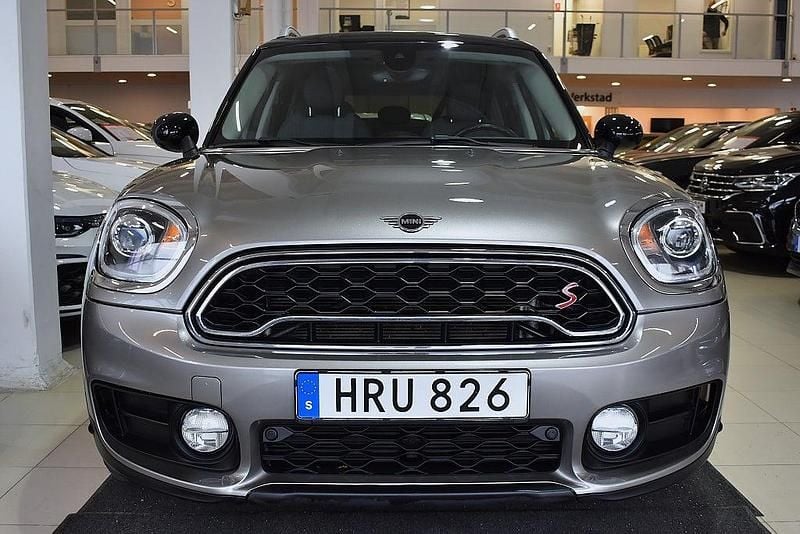 Begagnad Mini Cooper Countryman Chili 136 HK (100 kW) 2018 Grå SUV