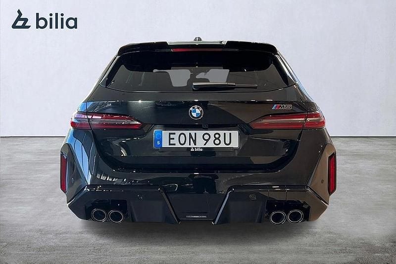 Ny BMW M5 Comfort Edition 2026 Svart Kombi