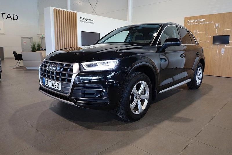 Svart Begagnad 2017 Audi Q5 SUV | 249 900 kr (Marknadspris) - Bild 1/4