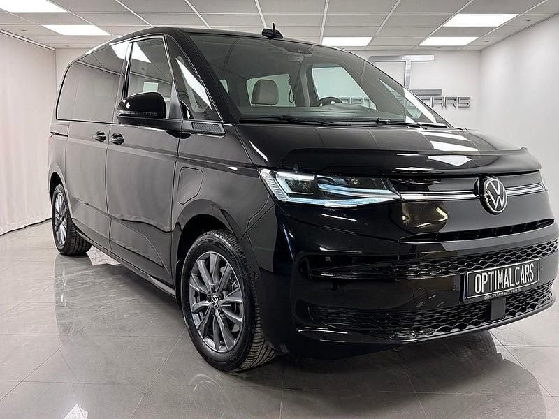Begagnad VW Multivan SE 218 HK (160 kW) 2024 Svart Van