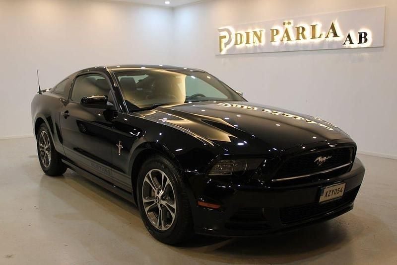 Svart Begagnad 2014 Ford Mustang Sportkupé | 259 900 kr - Bild 1/4