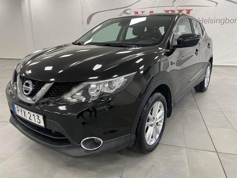 Svart Begagnad 2015 Nissan Qashqai SUV | 119 900 kr (Marknadspris) - Bild 1/4