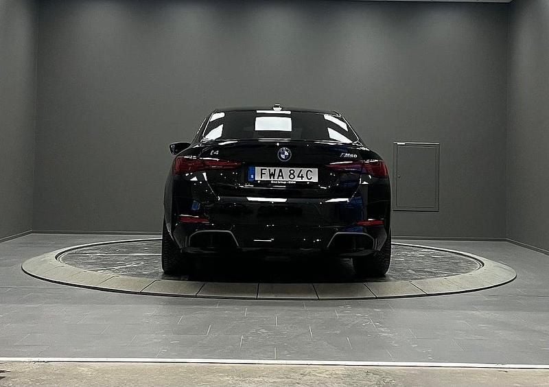 Begagnad BMW i4 M Sport 442 kW (601 HK) 2025 Svart Sedan