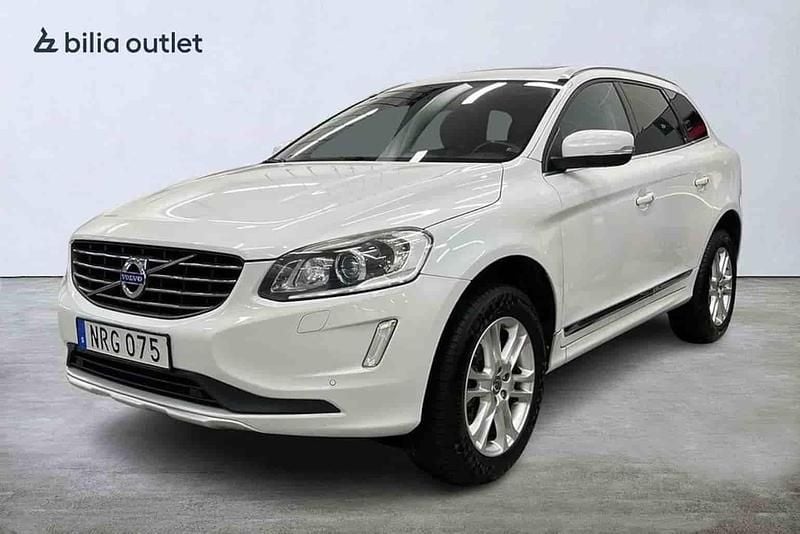 Vit Begagnad 2015 Volvo XC60 SUV | 134 900 kr - Bild 1/1