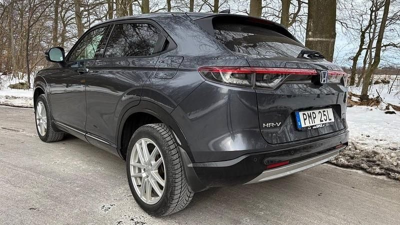 Begagnad Honda HR-V 131 HK (96 kW) 2022 Grå SUV