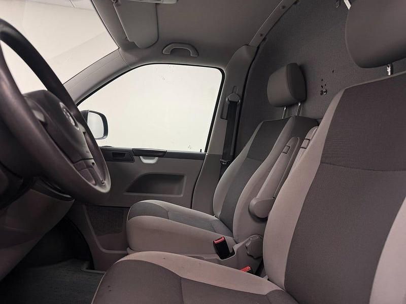 Begagnad VW T6 180 HK (132 kW) 2015 Silver Van