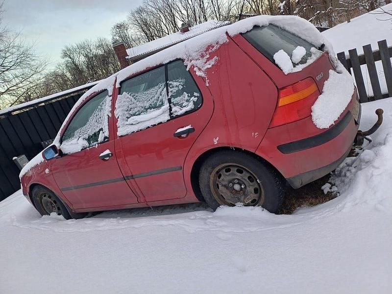 Begagnad VW Golf IV 116 HK (85 kW) 2002