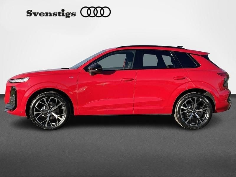 Ny Audi Q3 S-Line 2026 Röd SUV