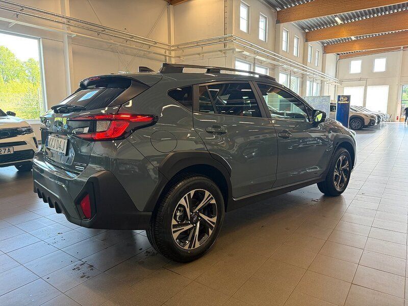 Begagnad Subaru Crosstrek 136 HK (100 kW) 2024 Blå SUV