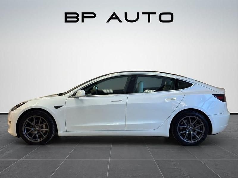 Begagnad Tesla Model 3 Long Range AWD 324 kW (441 HK) 2020 Vit Sedan