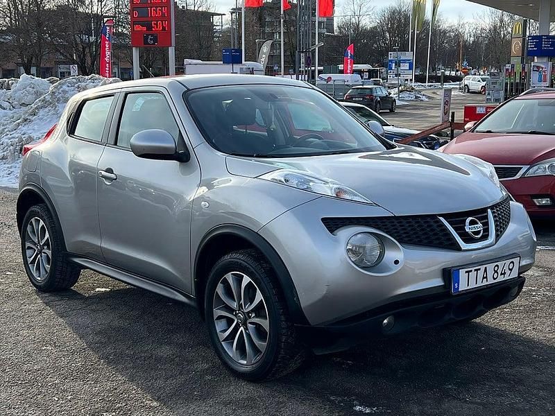 Begagnad Nissan Juke 110 HK (80 kW) 2014 Silver SUV