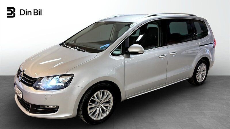 Silver Begagnad 2017 VW Sharan Minibuss | 339 900 kr (Lite dyr) - Bild 1/4