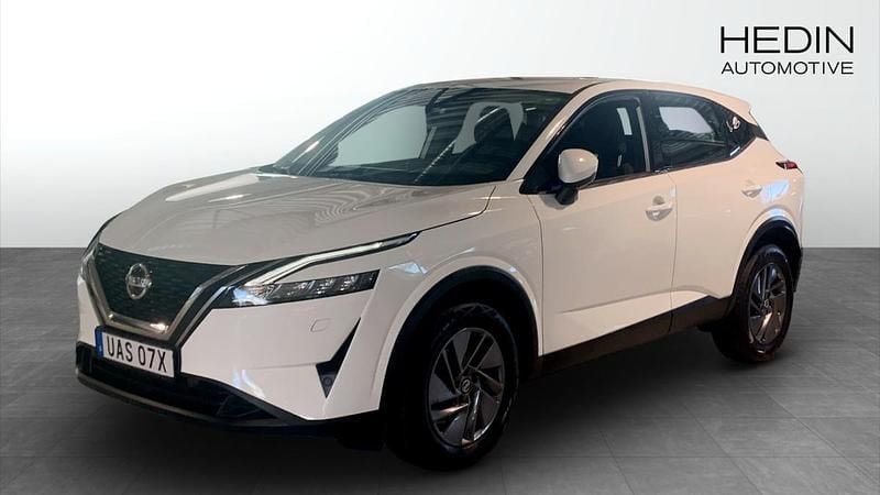 Vit (white) Begagnad 2022 Nissan Qashqai Acenta SUV | 229 000 kr (Marknadspris) - Bild 1/4