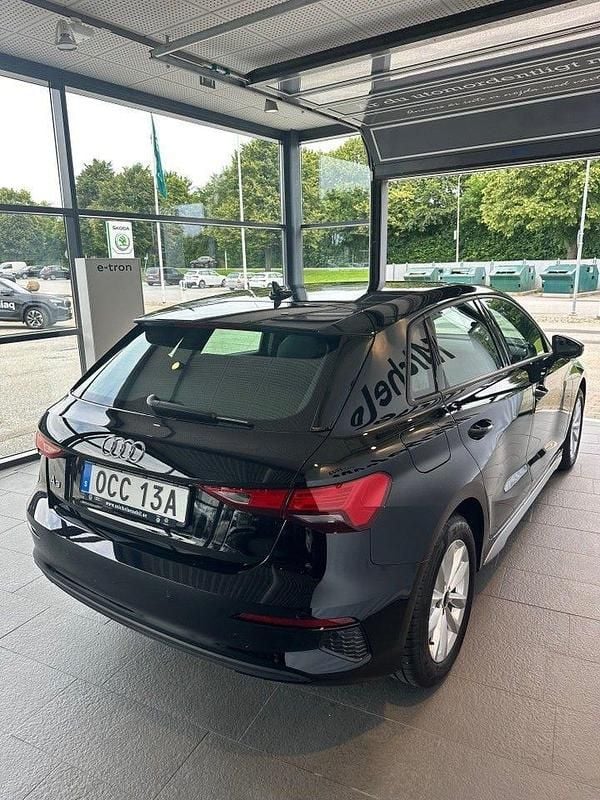 Begagnad Audi A3 Proline 150 HK (110 kW) 2023 Svart Sedan