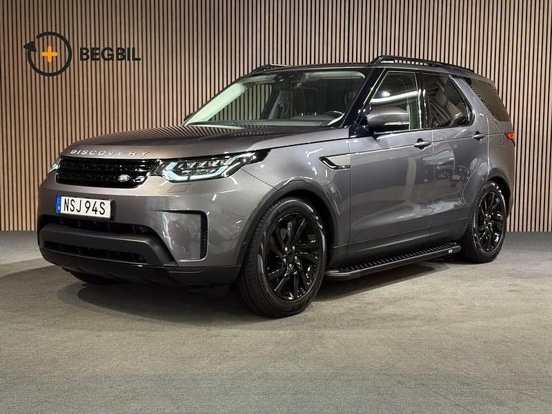 Grå Begagnad 2019 Land Rover Discovery 5 SUV | 364 900 kr (Dyr) - Bild 1/4