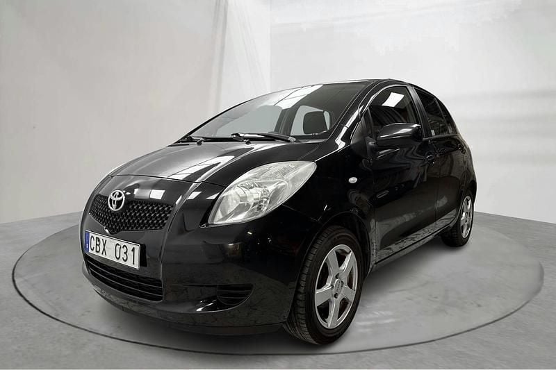 Svart Begagnad 2007 Toyota Yaris | 40 000 kr (Bra pris) - Bild 1/4
