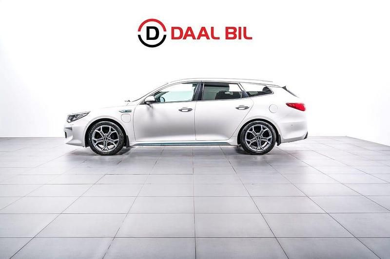 Vit Begagnad 2018 Kia Optima Advance Kombi | 164 700 kr - Bild 1/4