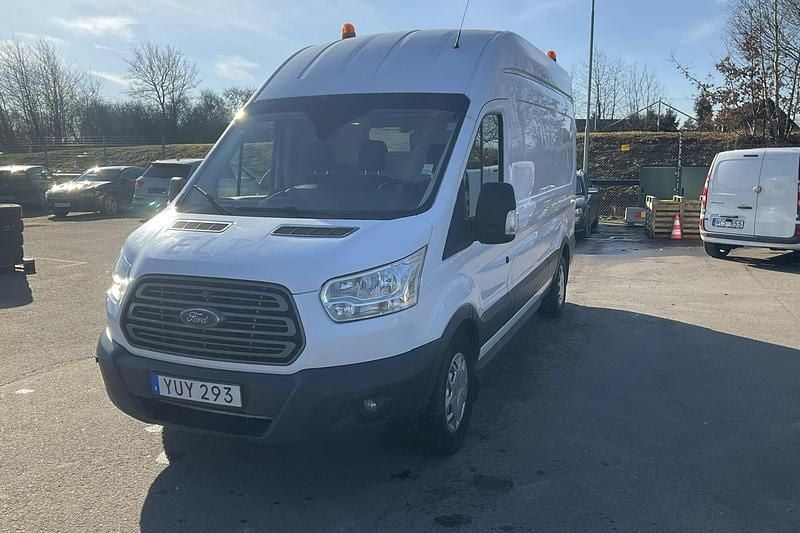 Begagnad Ford Transit 130 HK (95 kW) 2018 Vit Halvkombi